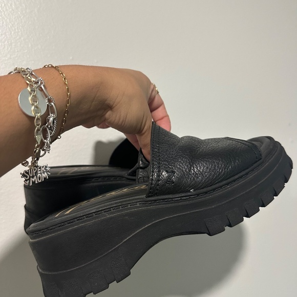 Zodiac Platform Sandals - Picture 4 of 4